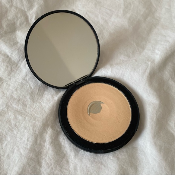 NARS Soft Matte Advanced Perfecting Powder - Picture 3 of 5